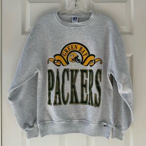 Russell Athletic (M) Green Bay Packers gray crewneck sweatshirt.
